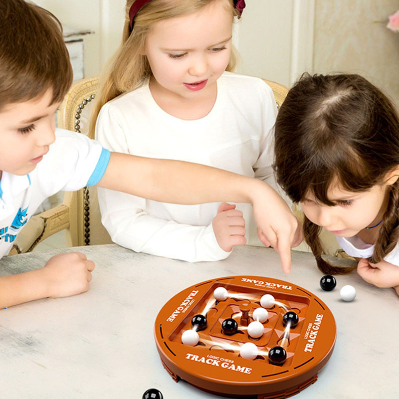 Chess Game Fun Table Top Orbit - Party Games App บทวิจารณ์และราคา